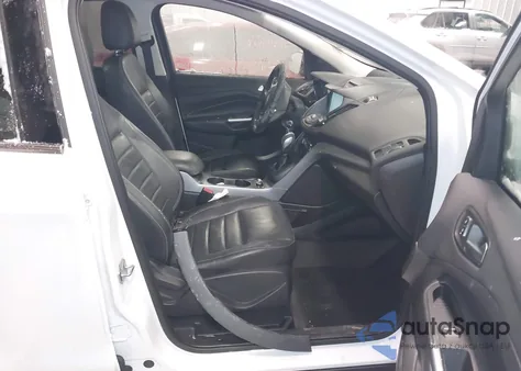 2014 Ford Escape Se z USA, uszkodzony, nr VIN 1FMCU9GX2EUE32061